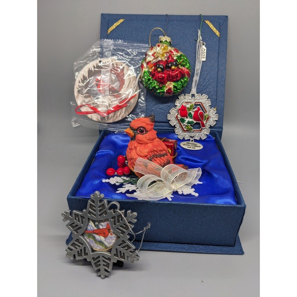 Cardinal Christmas ornament lot of 5 Wild bird Red Glass, Resin, Metal